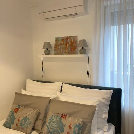 Διαμέρισμα Belvarosi Lak *